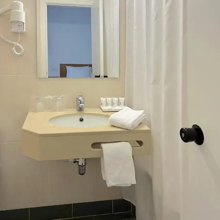 Solaris Hotel 3*