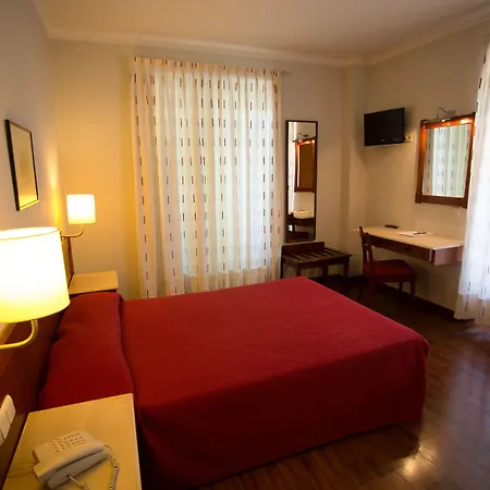 Solaris 3* Setúbal
