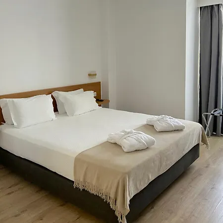 Solaris 3* Setubal