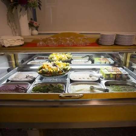 索拉瑞斯酒店 酒店 塞图巴尔