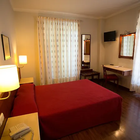 Solaris 3* Setubal